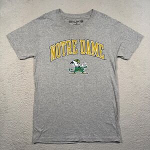 The Victory University of Notre Dame Fighting Irish T-Shirt Mens S Gray NCAA NWT